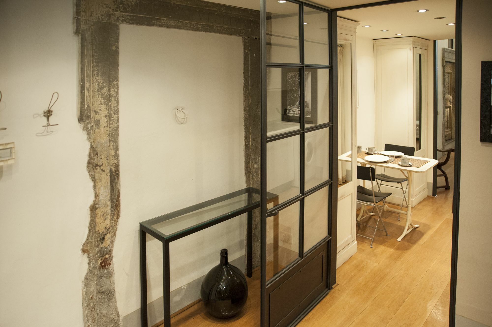 Magenta Collection Specchi Vakantiehuis